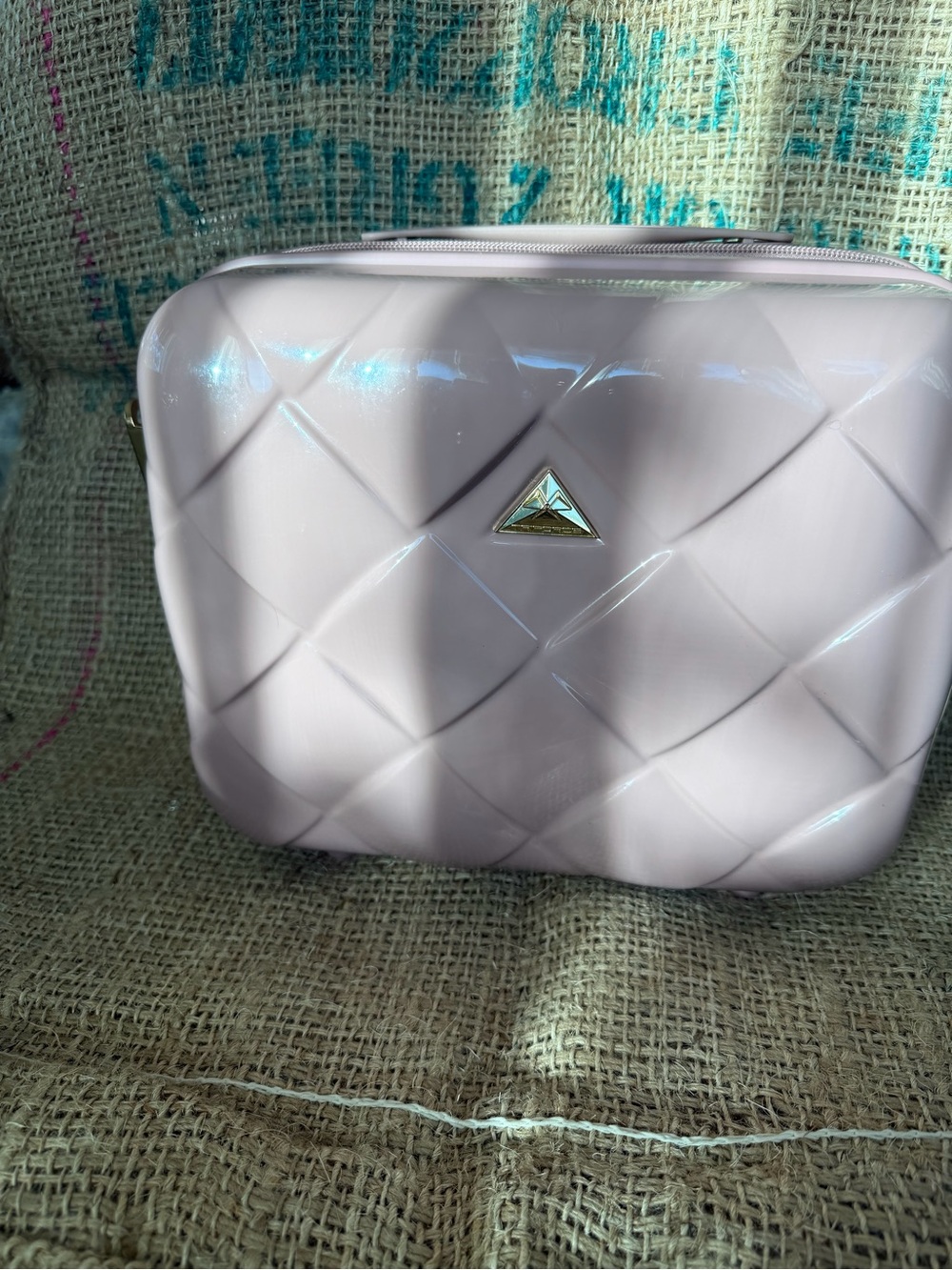 Triforce elite performance Hard case travel bag for cosmetics - Blush Pink